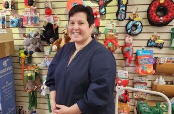 Picture of Andrea Deutsch in her her pet store in Narberth, Pa.